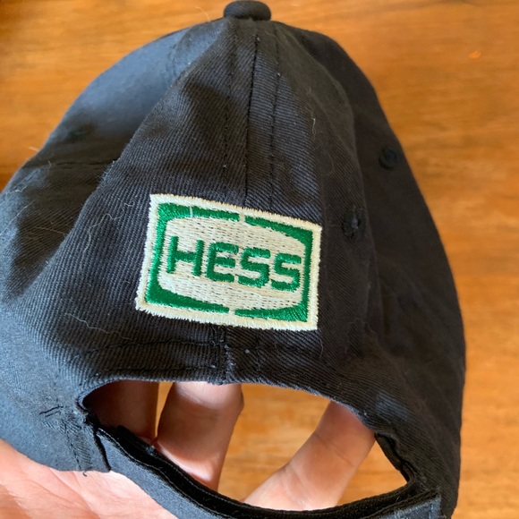 Hat - Picture 2 of 3